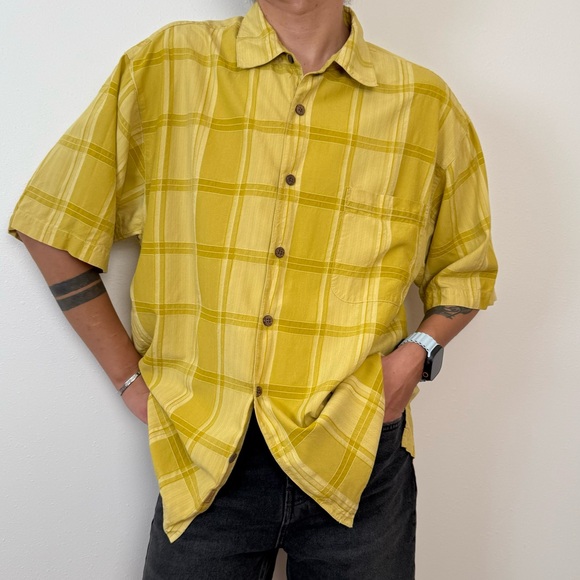 Tommy Bahama yellow gold button down shirt short sleeve 100% silk - Picture 2 of 2